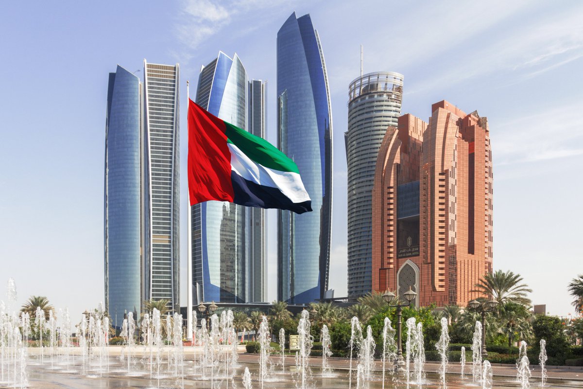 كيف تطورت دولة الإمارات في جميع المجالات
