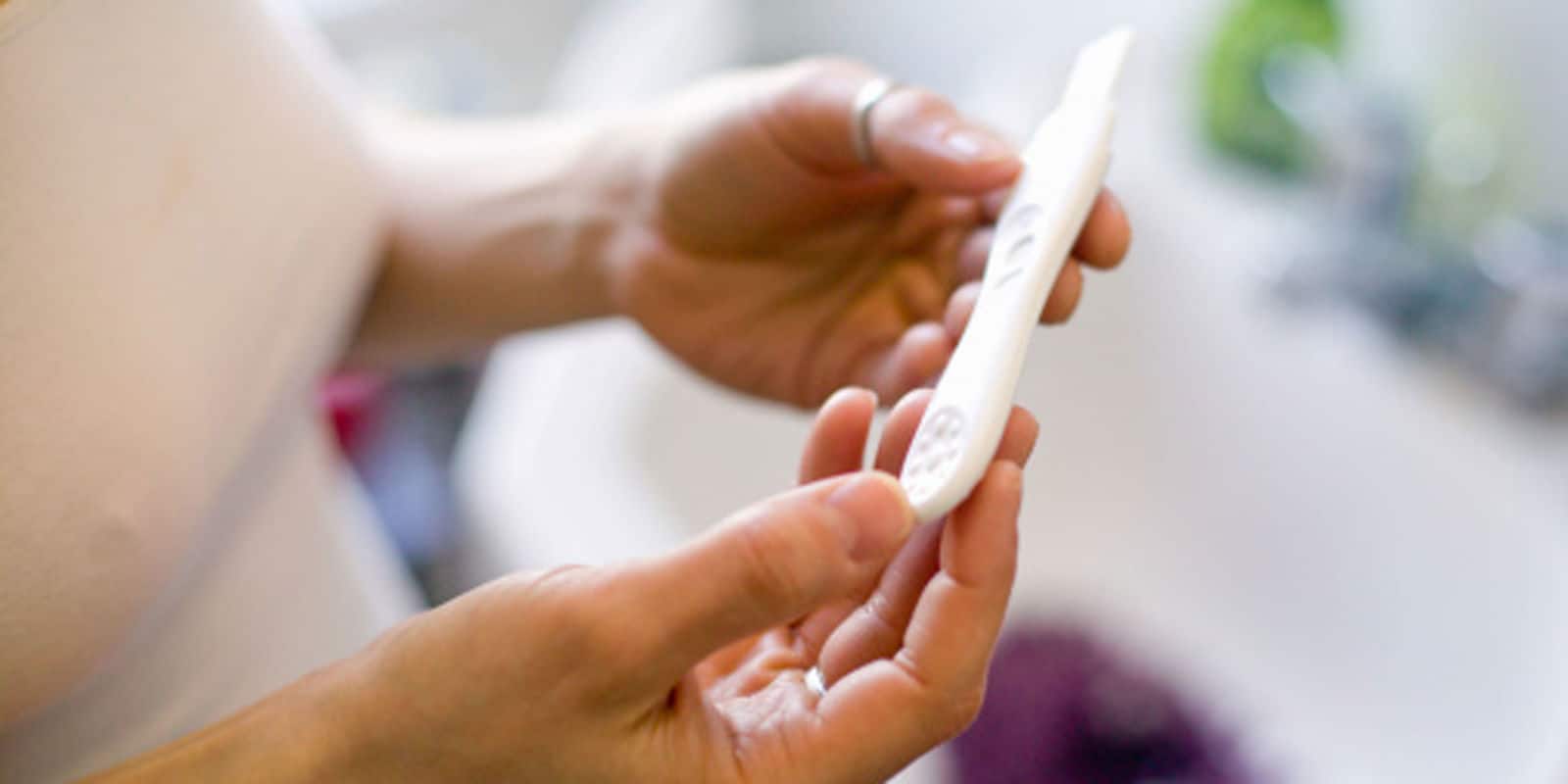 هل ممكن الحمل بعد الدورة الشهرية بيوم ؟