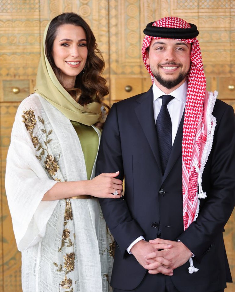 من هي السعودية رجوة بنت خالد آل سيف؟ خطيبة ولي العهد الأردني الأمير الحسين بن عبدالله الثاني وصور الخطوبة